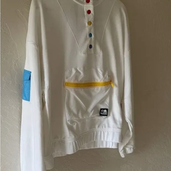 STAUD X NEW BALANCE White Windbreaker - Picture 2 of 2